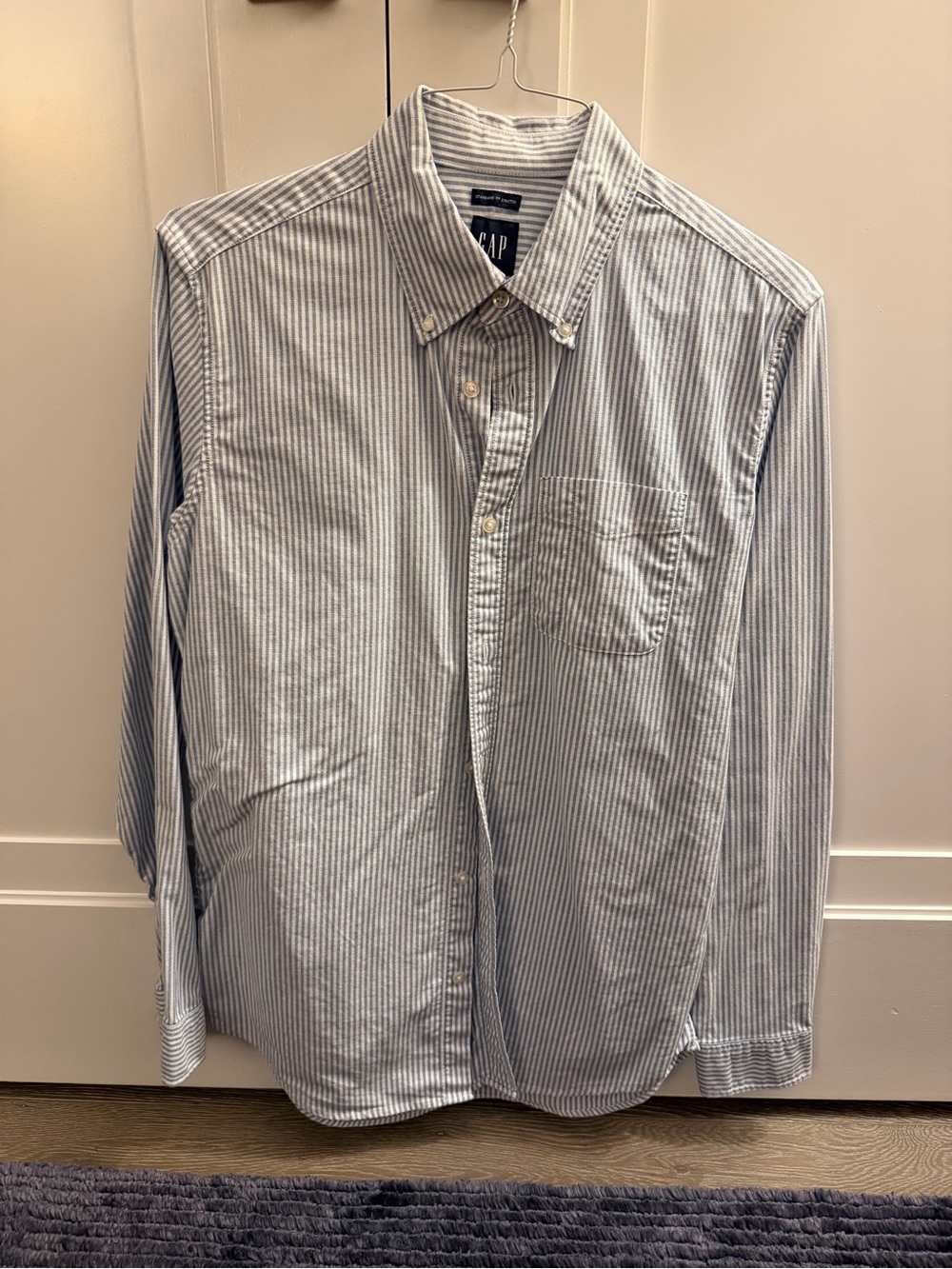 GAP Men's Blue Stripe Oxford Button-Down Shirt